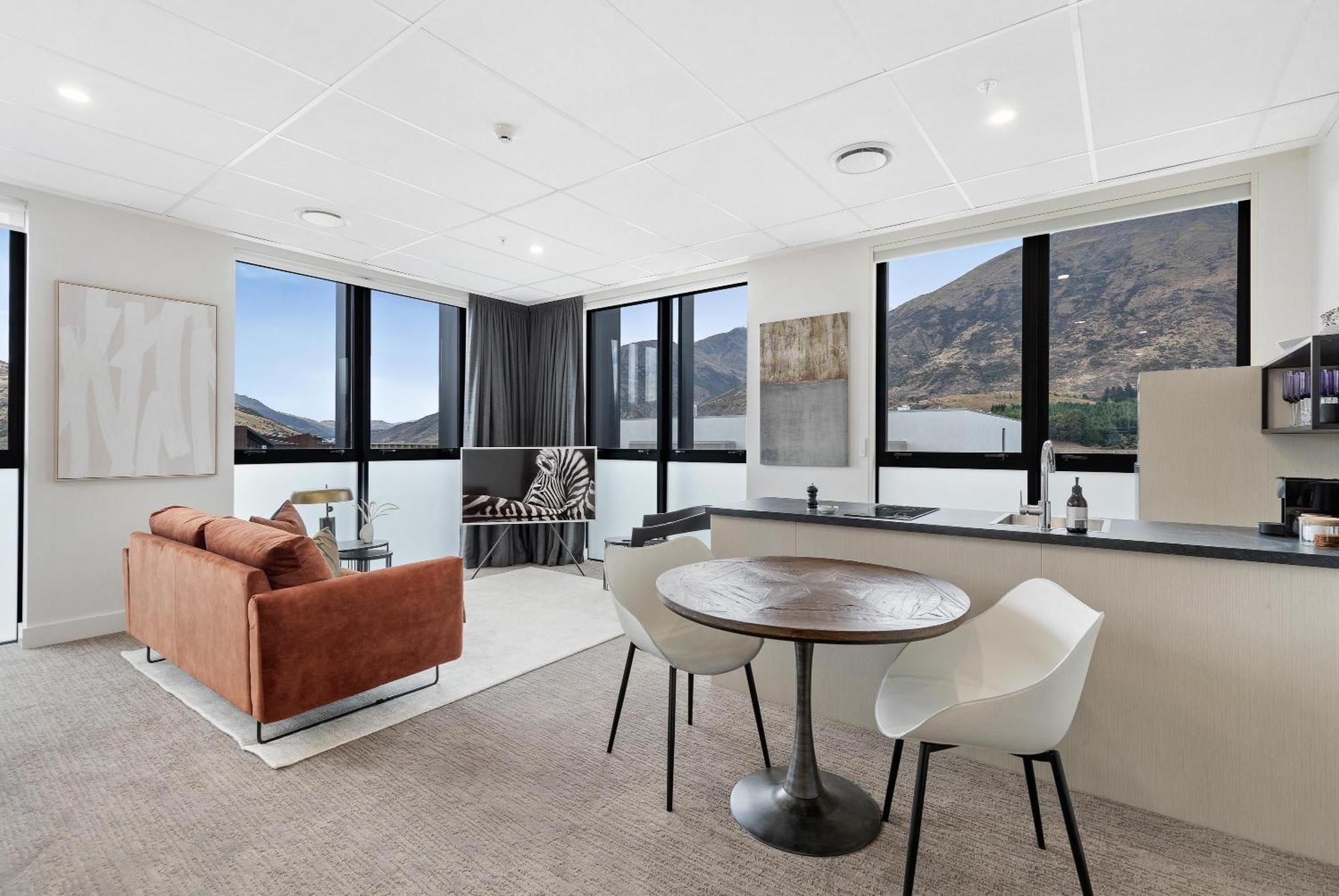 12Th Avenue Suites Queenstown Exteriör bild