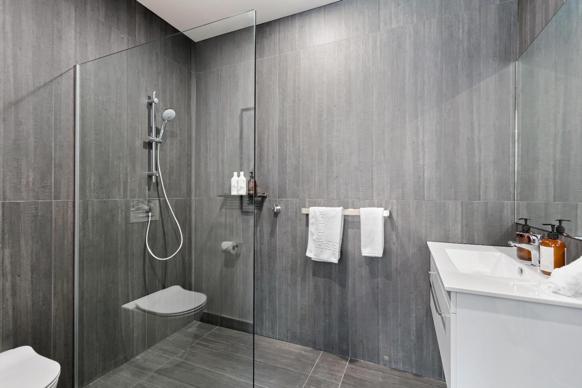 12Th Avenue Suites Queenstown Exteriör bild