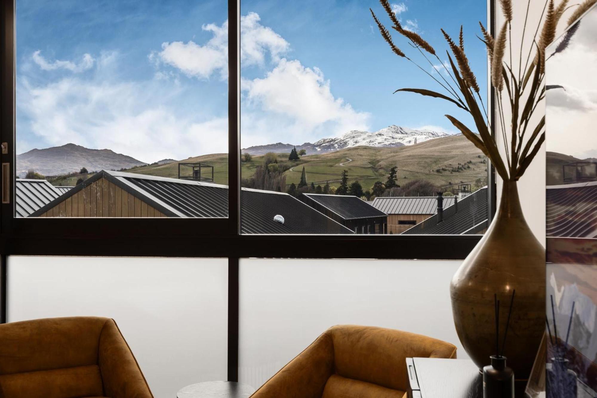 12Th Avenue Suites Queenstown Exteriör bild