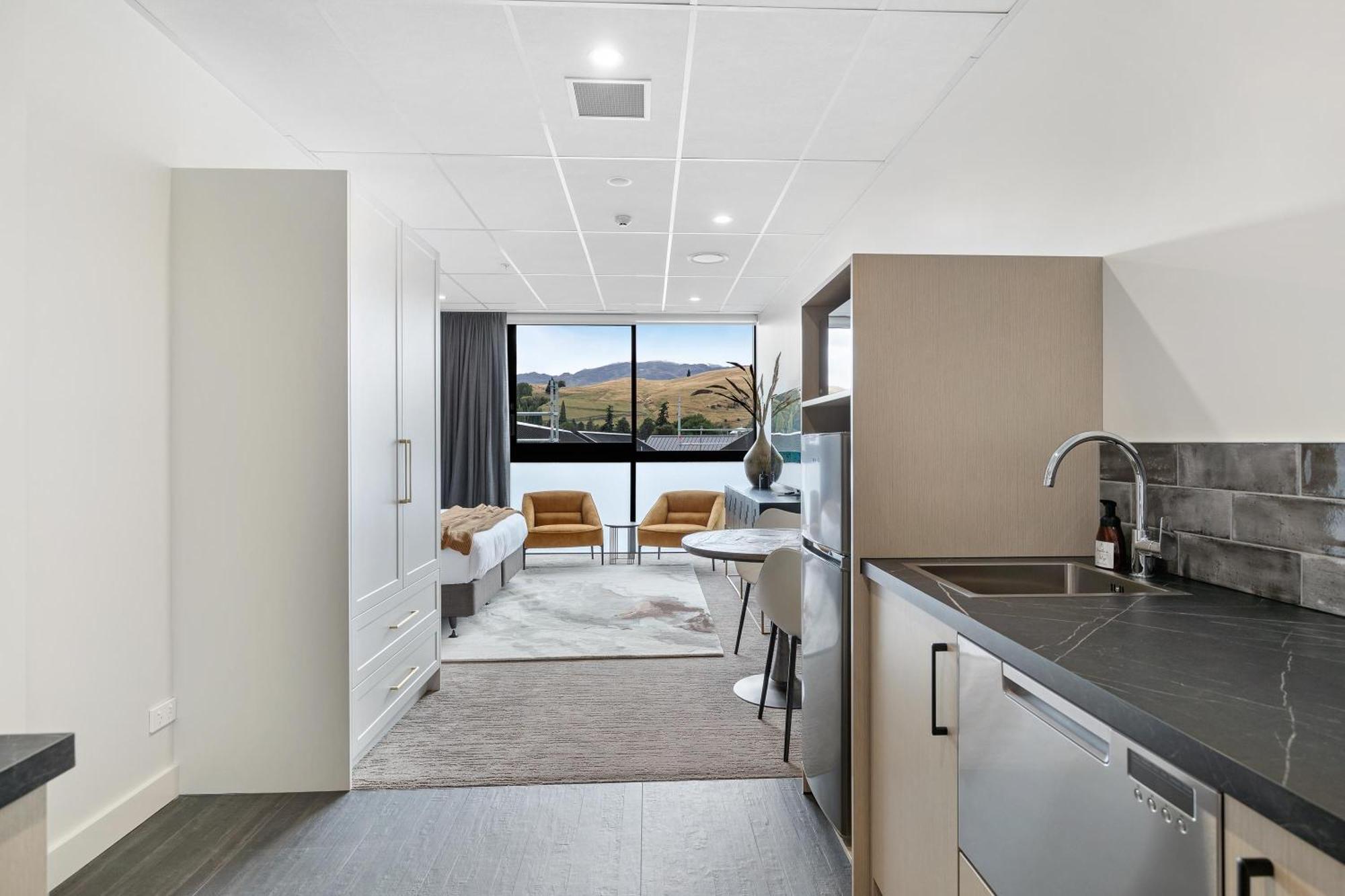 12Th Avenue Suites Queenstown Exteriör bild