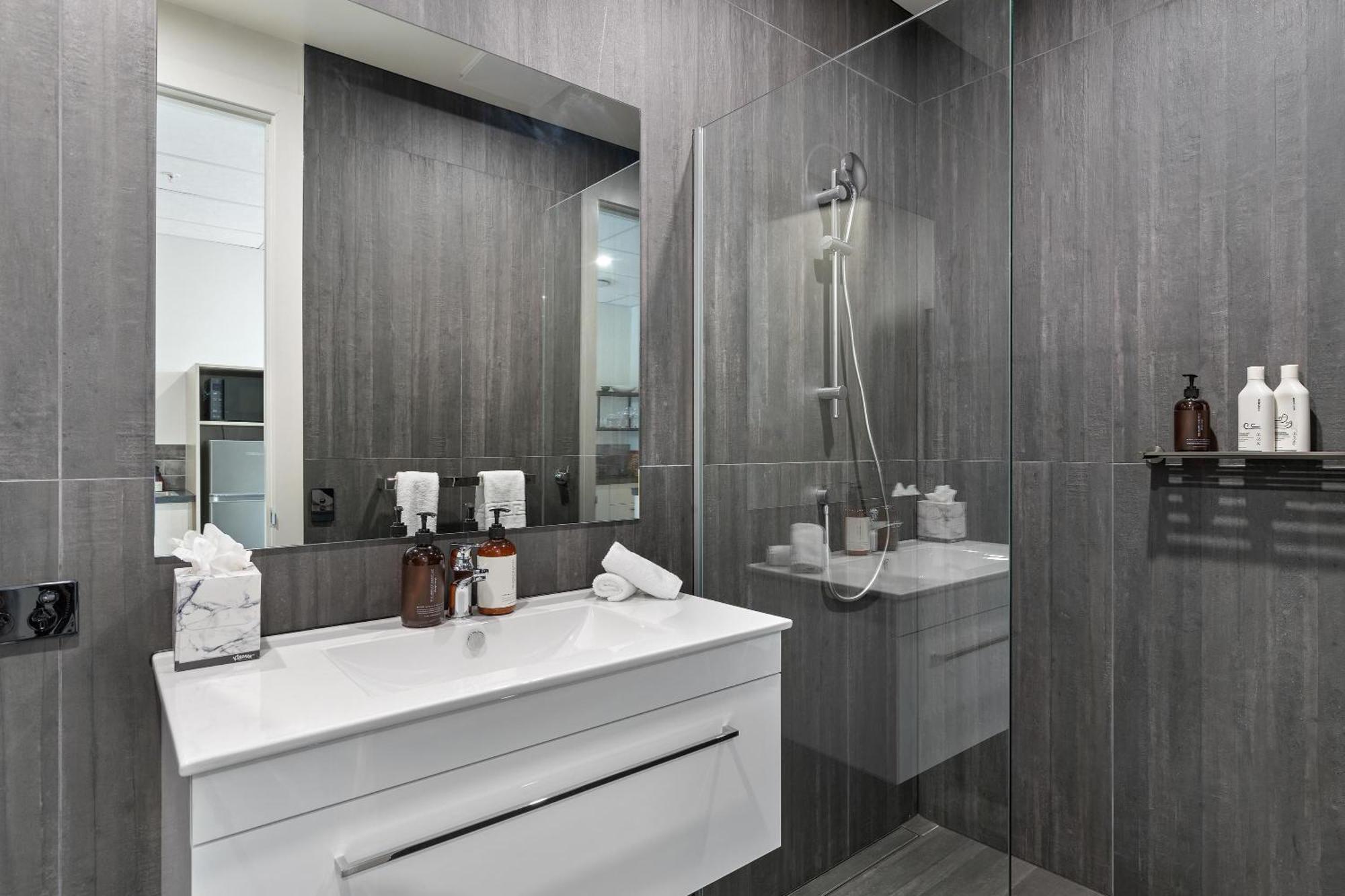 12Th Avenue Suites Queenstown Exteriör bild